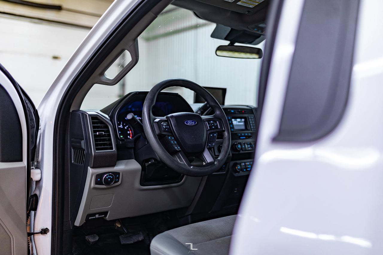 2021 Ford F-350 4x4 Reg Cab XL Dually Deck Red Deer AB