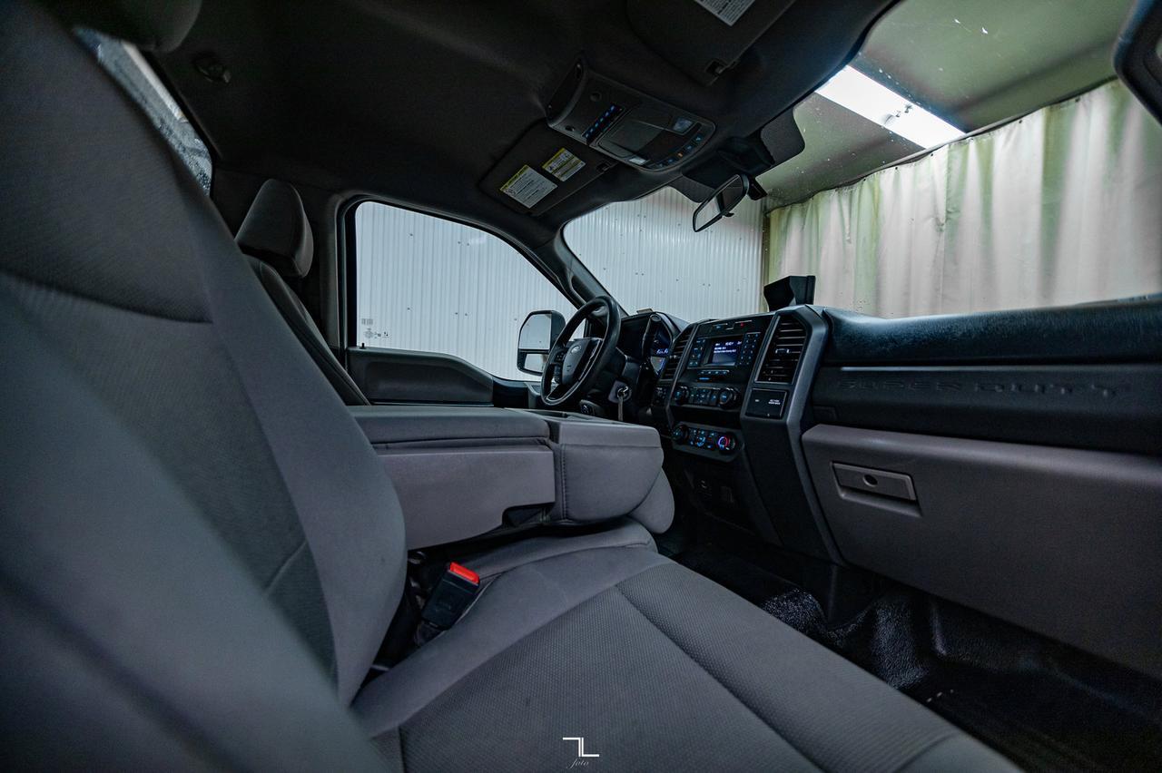 2021 Ford F-350 4x4 Reg Cab XL Dually Deck Red Deer AB