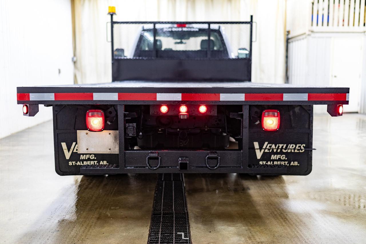 2021 Ford F-350 4x4 Reg Cab XL Dually Deck Red Deer AB