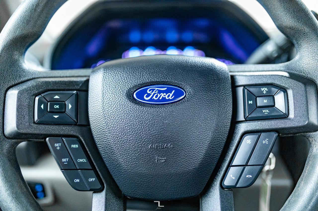 2021 Ford F-350 4x4 Reg Cab XL Dually Deck Red Deer AB