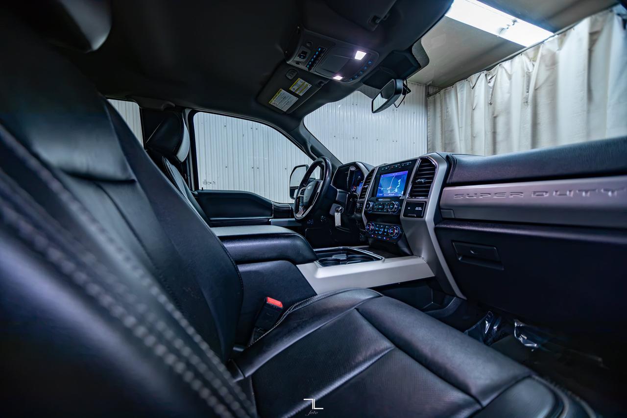 2021 Ford F-350 4x4 Super Cab Lariat FX4 Longbox Diesel Leather Nav BCam Red Deer AB