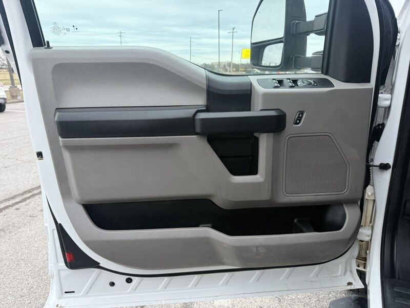 2021 Ford F-350 DRW 4x4 Utility w/ Crane 48k mi's XL Collinsville OK