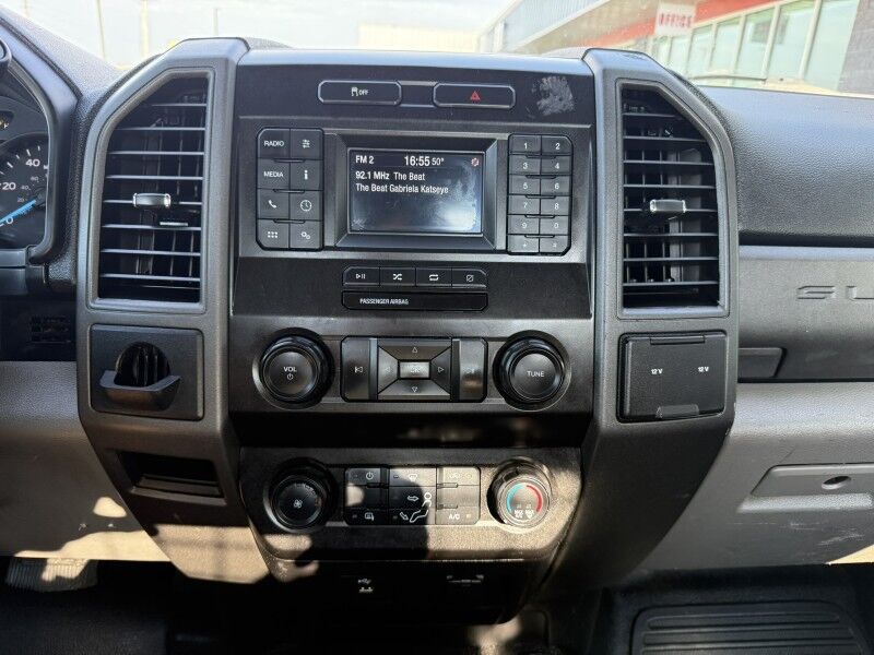 2021 Ford F-350 DRW Utility w/ Lift Gate XL Collinsville OK