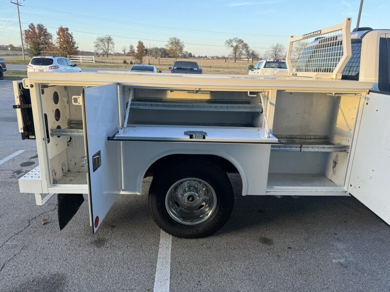 2021 Ford F-350 DRW Utility w/ Lift Gate XL Collinsville OK