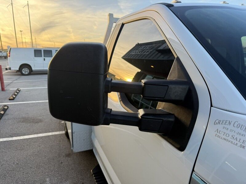 2021 Ford F-350 DRW Utility w/ Lift Gate XL Collinsville OK