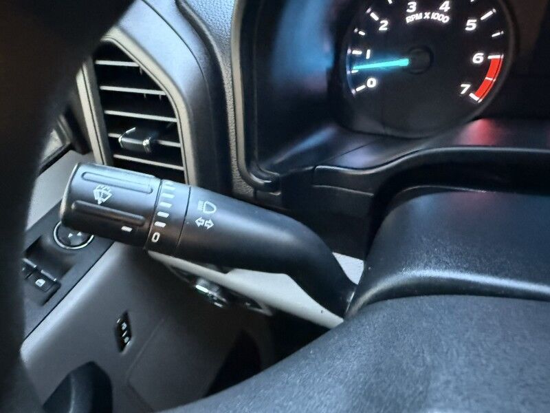 2021 Ford F-350 DRW Utility w/ Lift Gate XL Collinsville OK