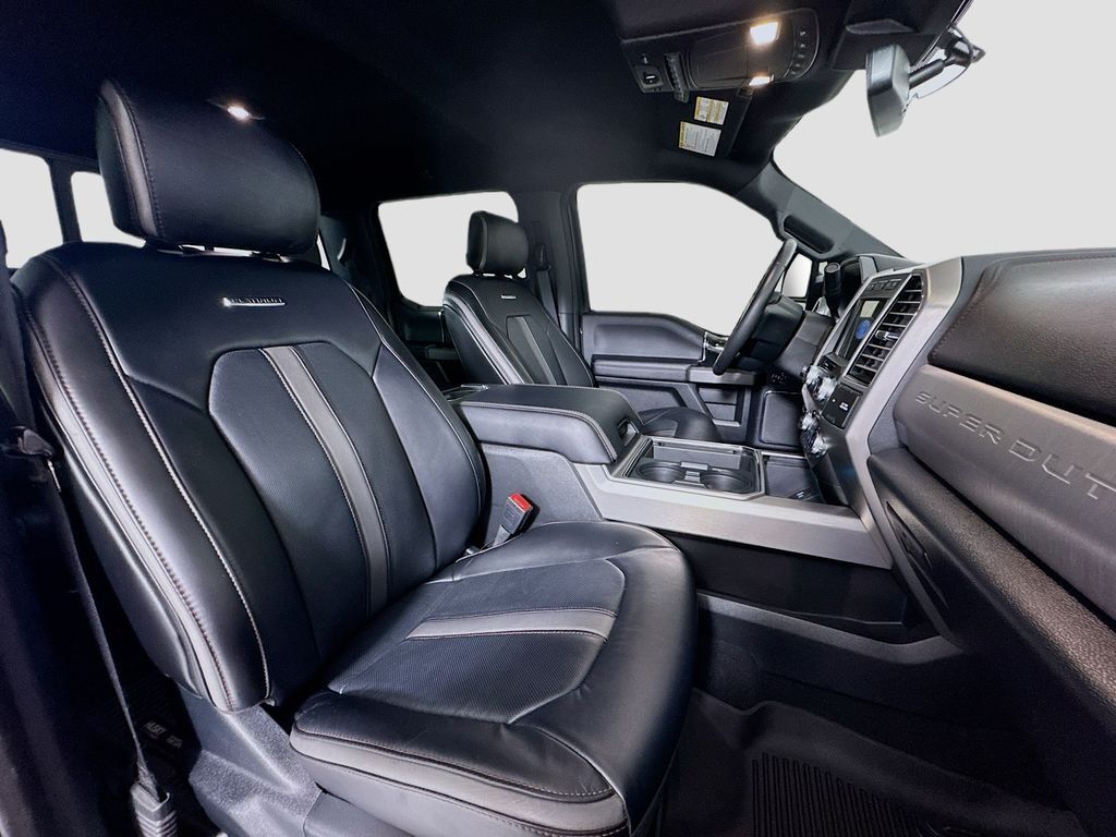2021 Ford F-350 photo 24