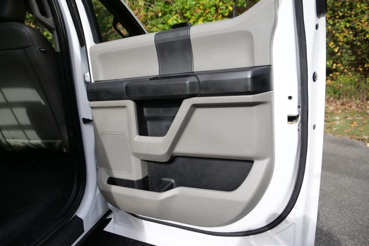 2021 Ford F-350SD XL 4X4 DRW / CM Flat Bed / 8.5FT / Turbo Diesel! Lincolnton NC