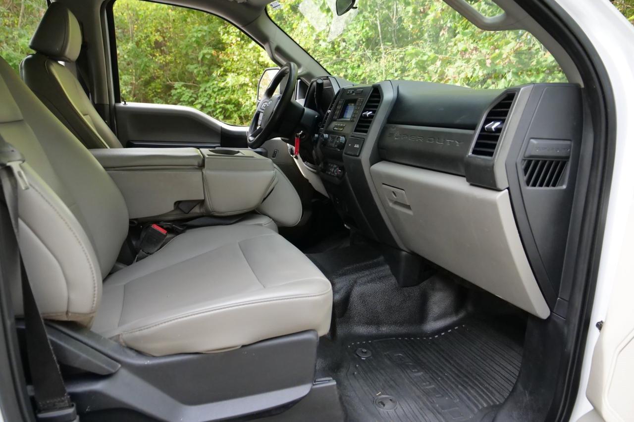 2021 Ford F-350SD XL 4X4 DRW / CM Flat Bed / 8.5FT / Turbo Diesel! Lincolnton NC