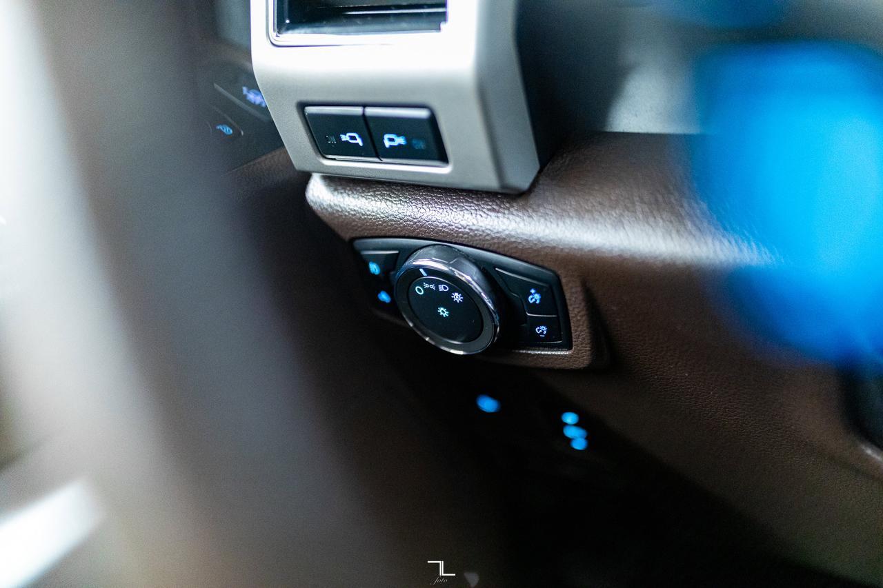 2021 Ford F-450 4x4 Crew Cab King Ranch Dually Diesel Leather Roof Nav Red Deer AB