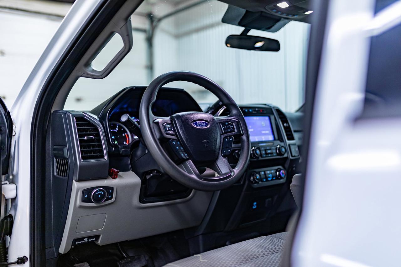 2021 Ford F-550 4x4 Crew Cab XLT Deck Diesel Red Deer AB