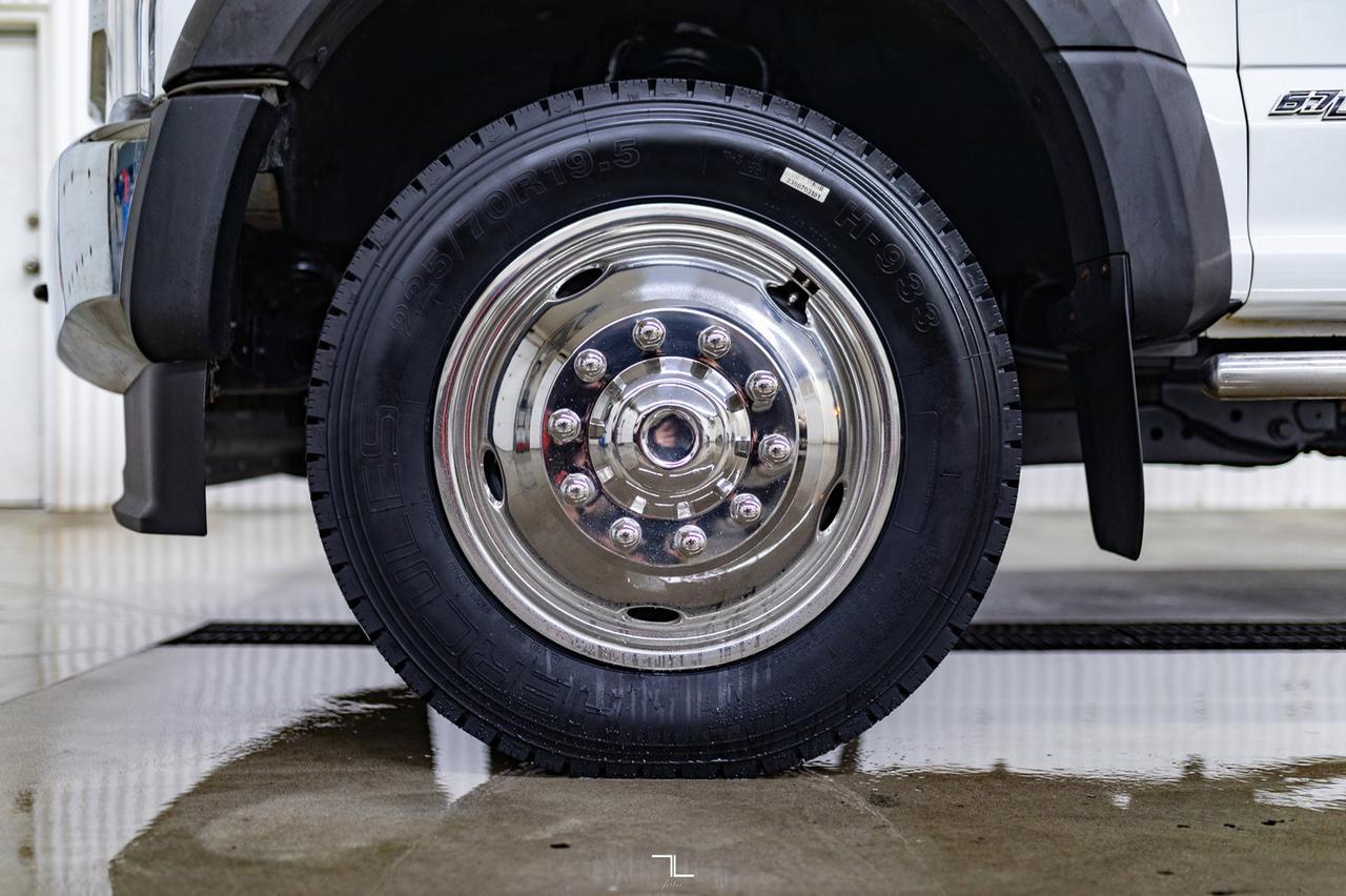 2021 Ford F-550 4x4 Crew Cab XLT Deck Diesel Red Deer AB