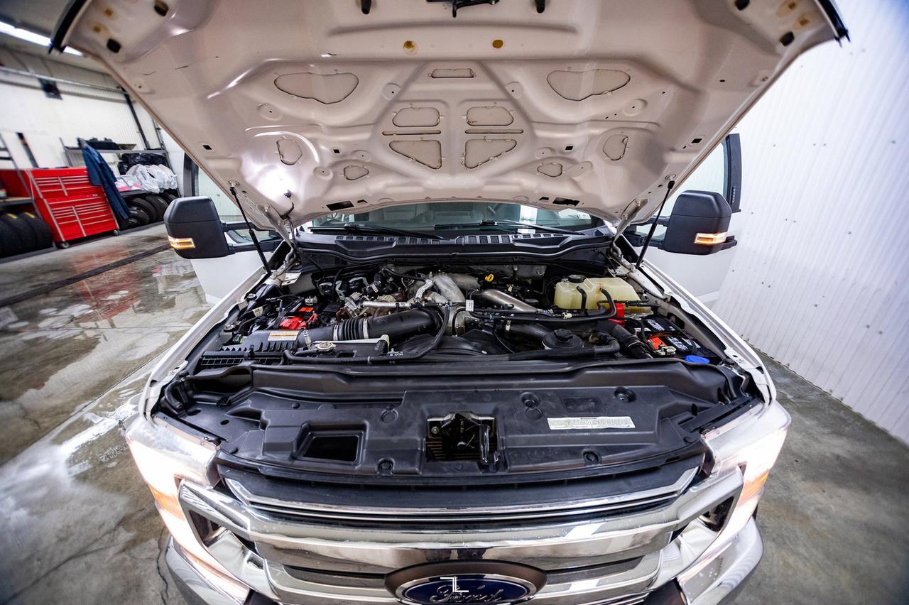 2021 Ford F-550 4x4 Crew Cab XLT Deck Diesel Red Deer AB