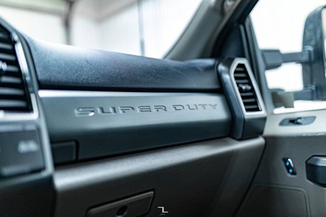 2021 Ford F-550 4x4 Crew Cab XLT Dually Deck Diesel 5th Wheel Red Deer AB