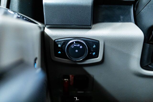 2021 Ford F-550 4x4 Crew Cab XLT Dually Deck Diesel 5th Wheel Red Deer AB