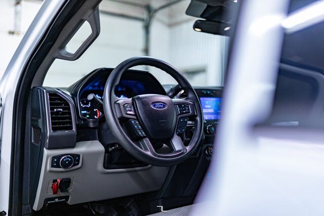 2021 Ford F-550 4x4 Crew Cab XLT Dually Deck Diesel 5th Wheel Red Deer AB