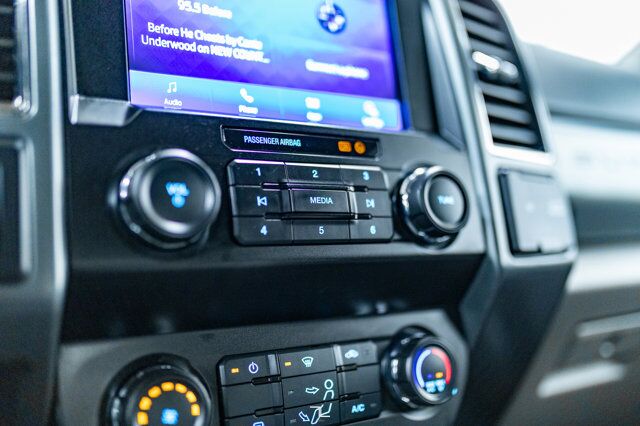 2021 Ford F-550 4x4 Crew Cab XLT Dually Deck Diesel 5th Wheel Red Deer AB