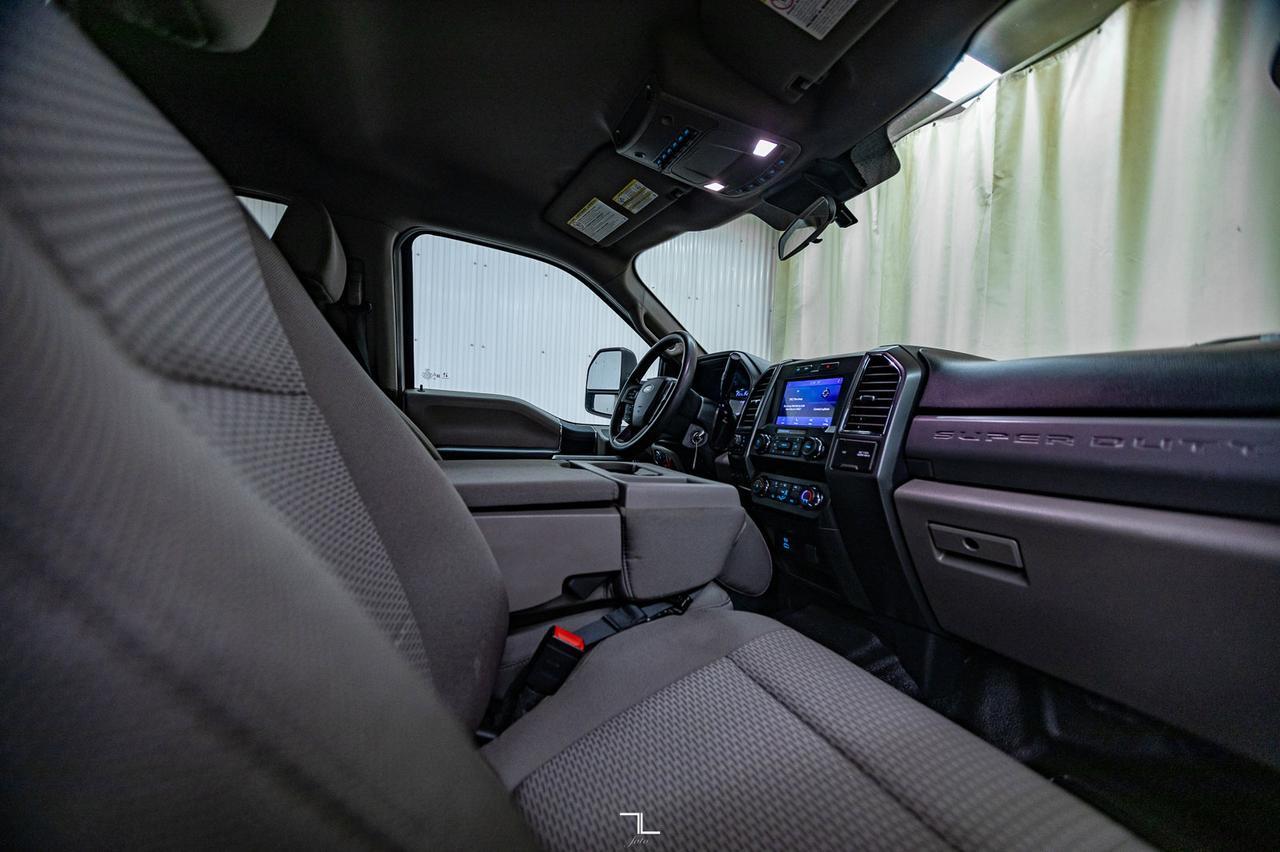 2021 Ford F-550 4x4 Crew Cab XLT Dually Deck Diesel Red Deer AB