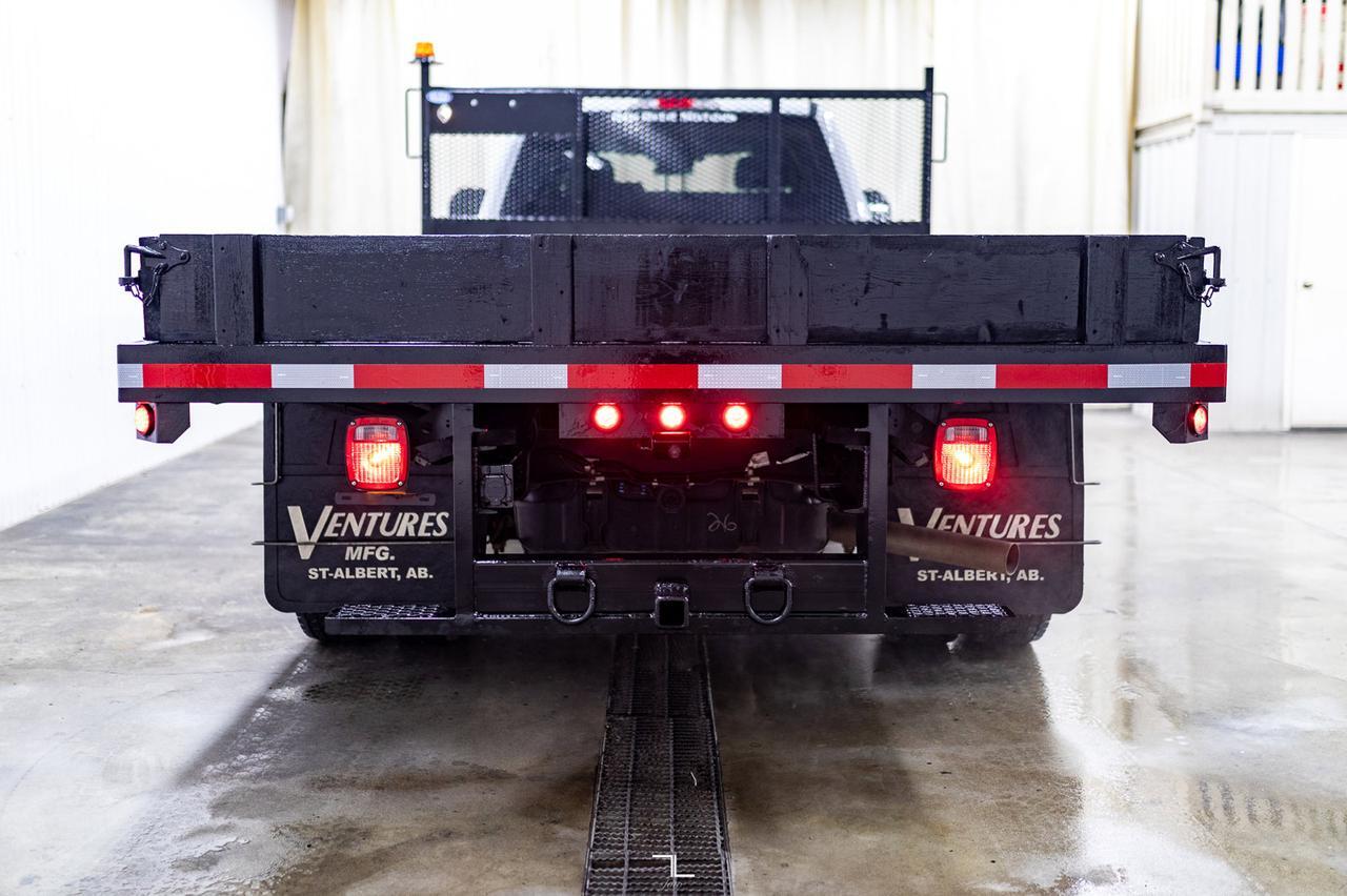 2021 Ford F-550 4x4 Crew Cab XLT Dually Deck Diesel Red Deer AB