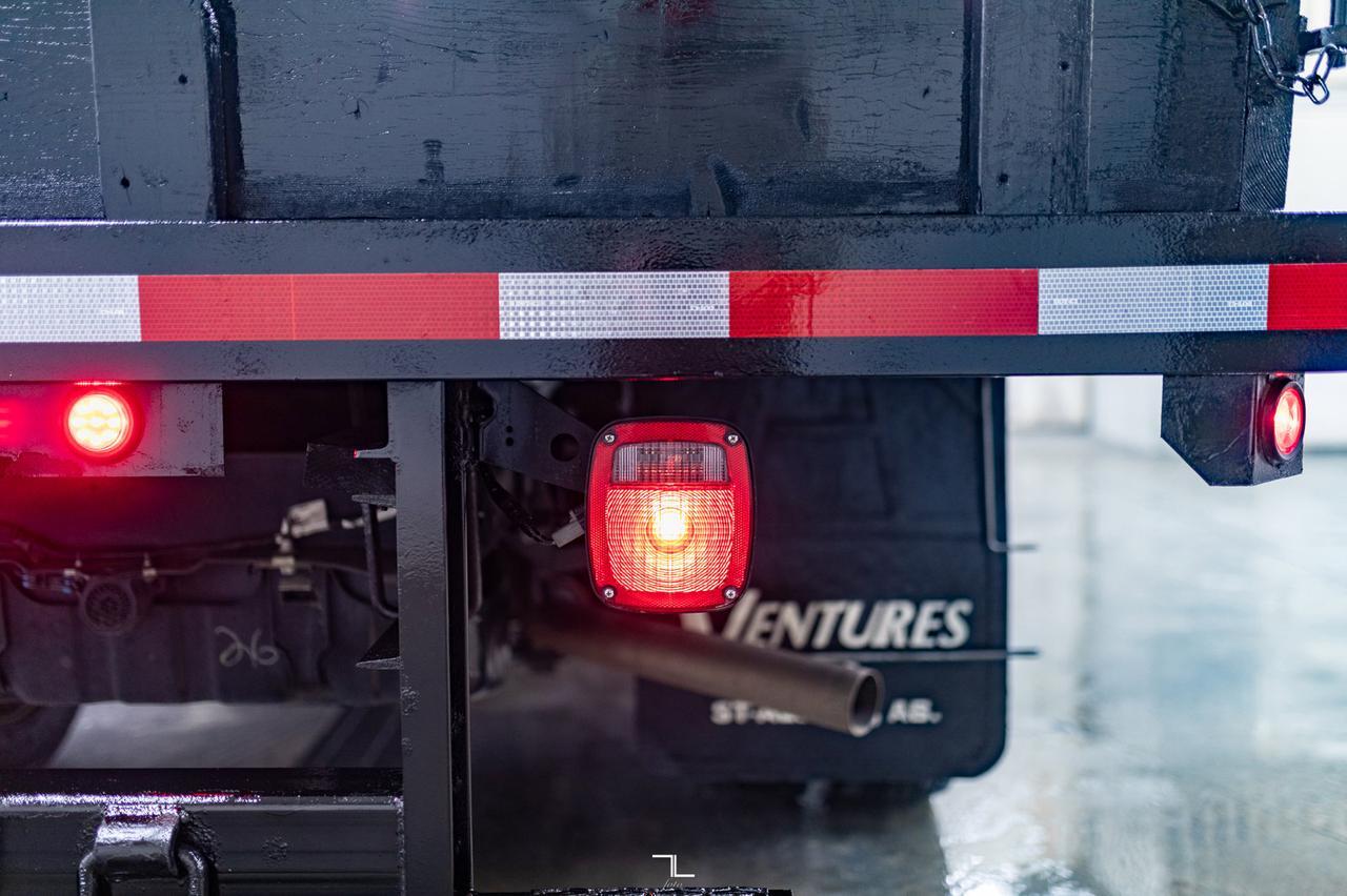 2021 Ford F-550 4x4 Crew Cab XLT Dually Deck Diesel Red Deer AB