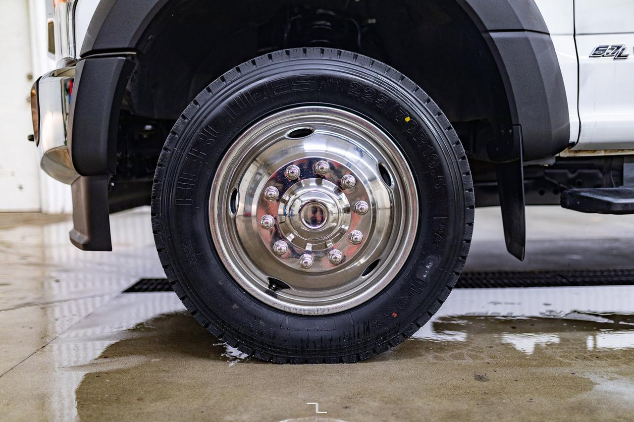 2021 Ford F-550 4x4 Crew Cab XLT Dually Deck Diesel Red Deer AB