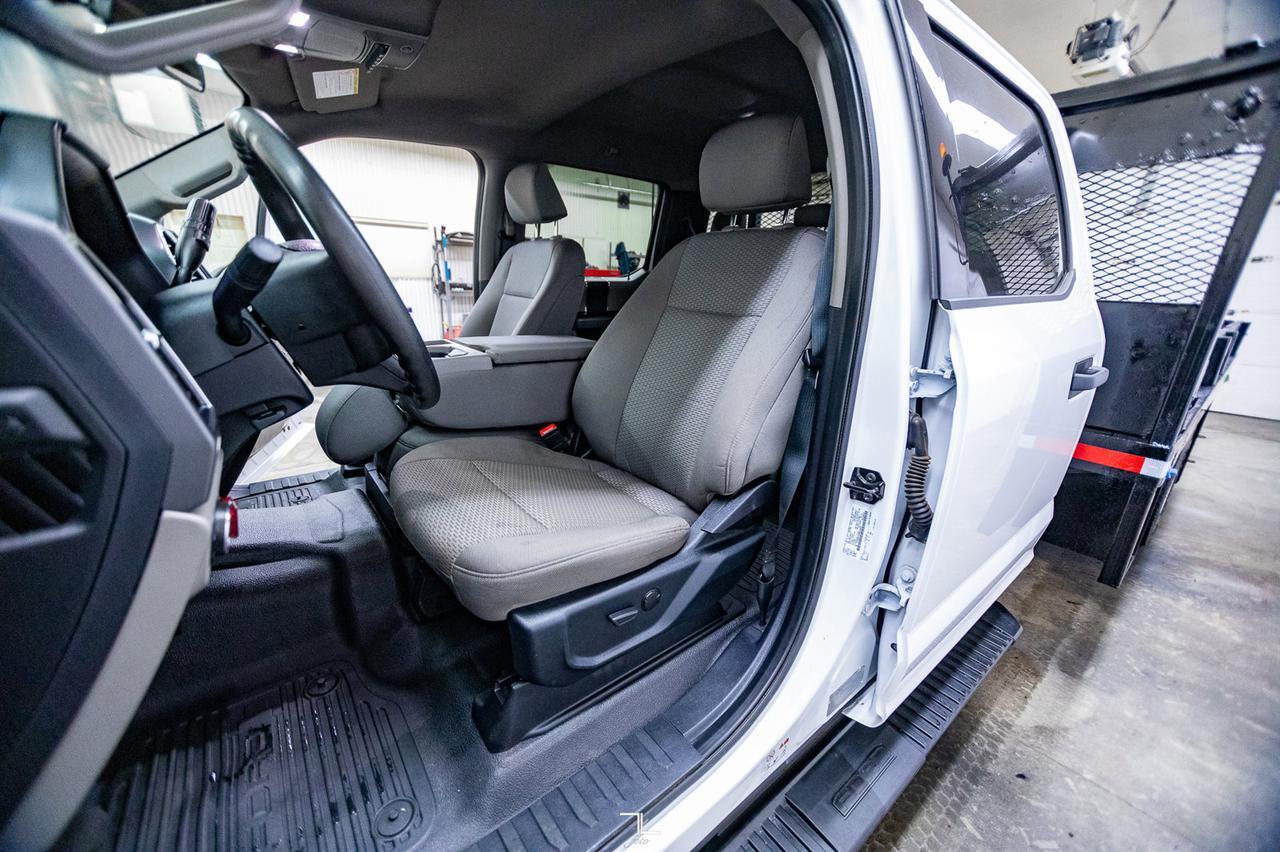 2021 Ford F-550 4x4 Crew Cab XLT Dually Deck Diesel Red Deer AB