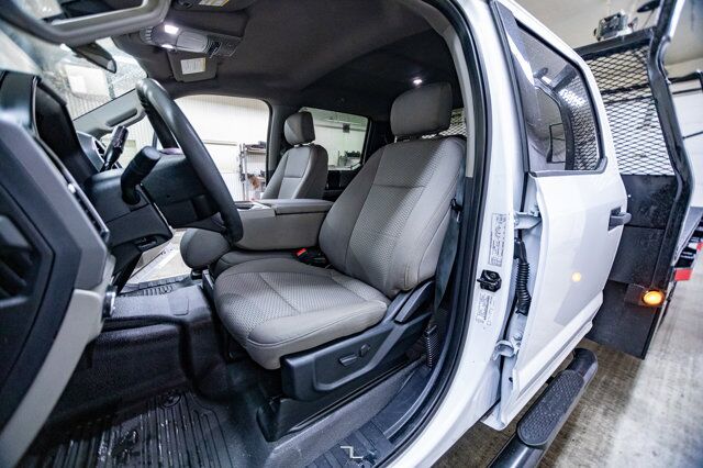 2021 Ford F-550 4x4 Crew Cab XLT Dually Deck Red Deer AB