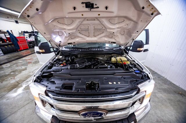 2021 Ford F-550 4x4 Crew Cab XLT Dually Deck Red Deer AB