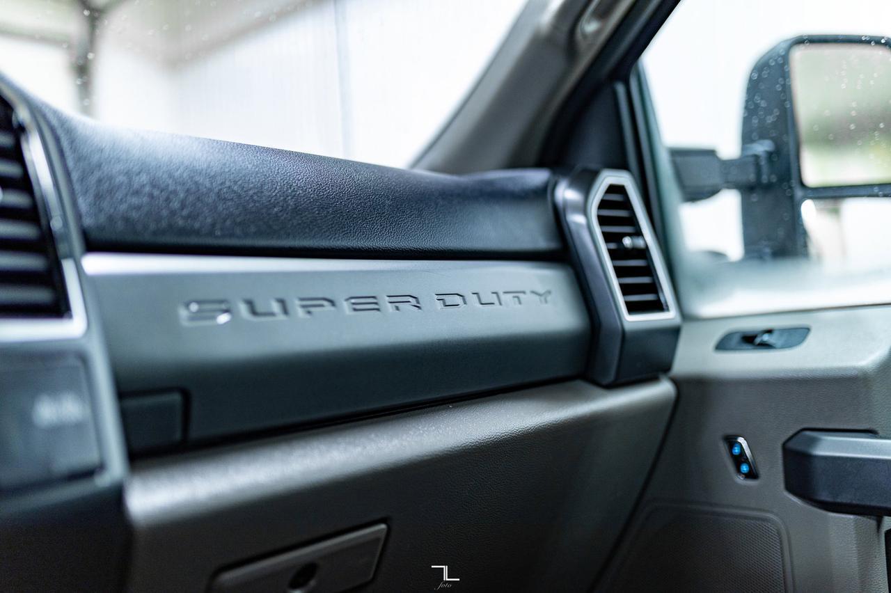 2021 Ford F-550 4x4 Crew Cab XLT Dually Deck Red Deer AB