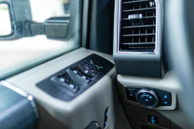 2021 Ford F-550 4x4 Crew Cab XLT Dually Deck Red Deer AB