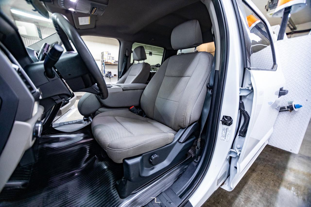 2021 Ford F-550 4x4 Crew Cab XLT Mechanics Box Diesel Red Deer AB