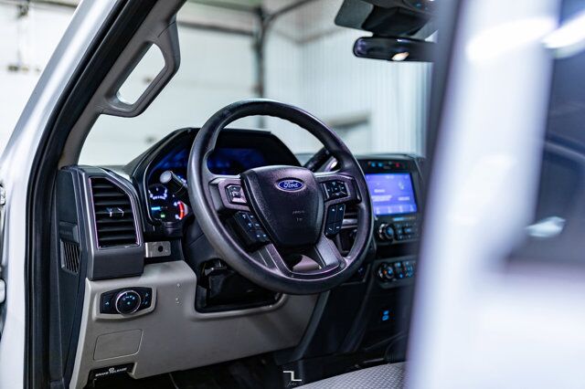 2021 Ford F-550 4x4 Crew Cab XLT Mechanics Box Diesel Red Deer AB