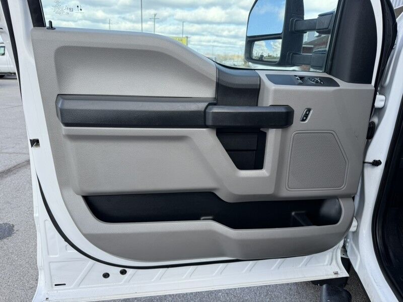 2021 Ford F-550 7.3L V8 Gas 4x4 Flatbed 82k mi's XL Collinsville OK