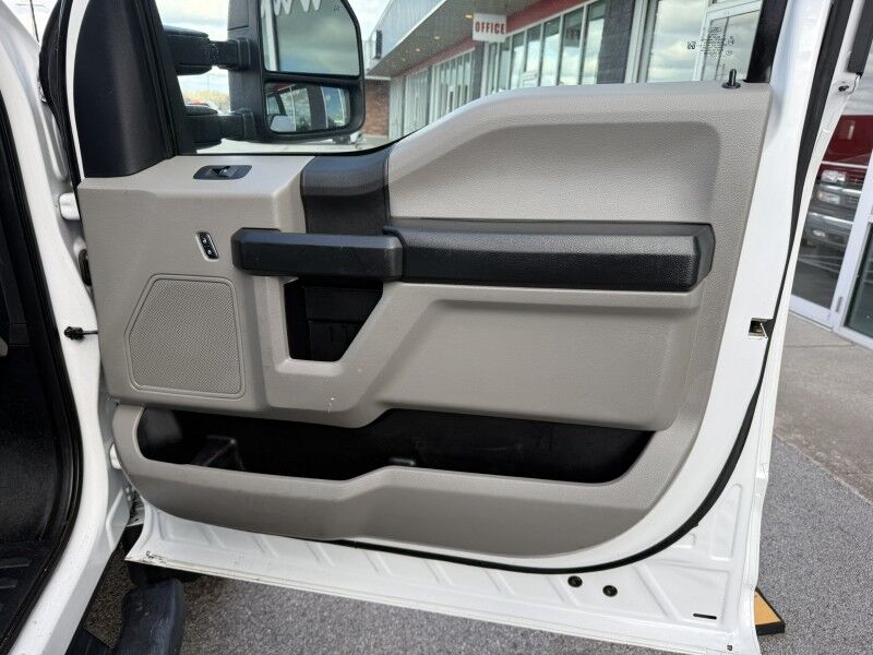 2021 Ford F-550 7.3L V8 Gas 4x4 Flatbed 82k mi's XL Collinsville OK