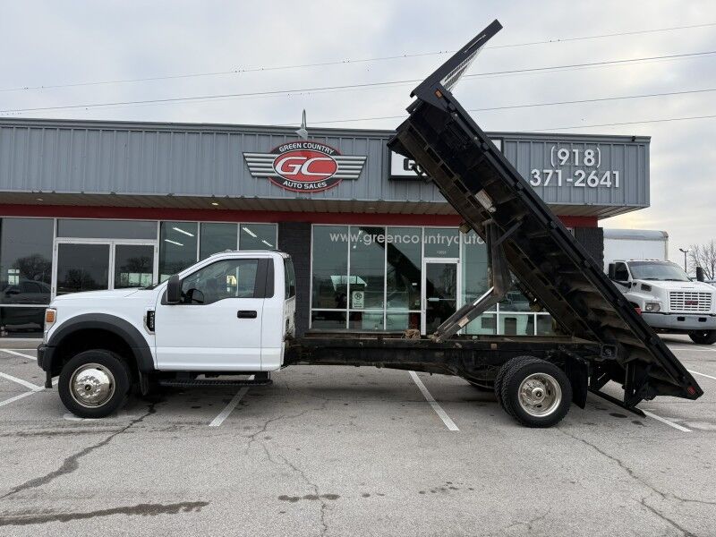 2021 Ford F-550 Super Duty Chassis Cab XL's photo