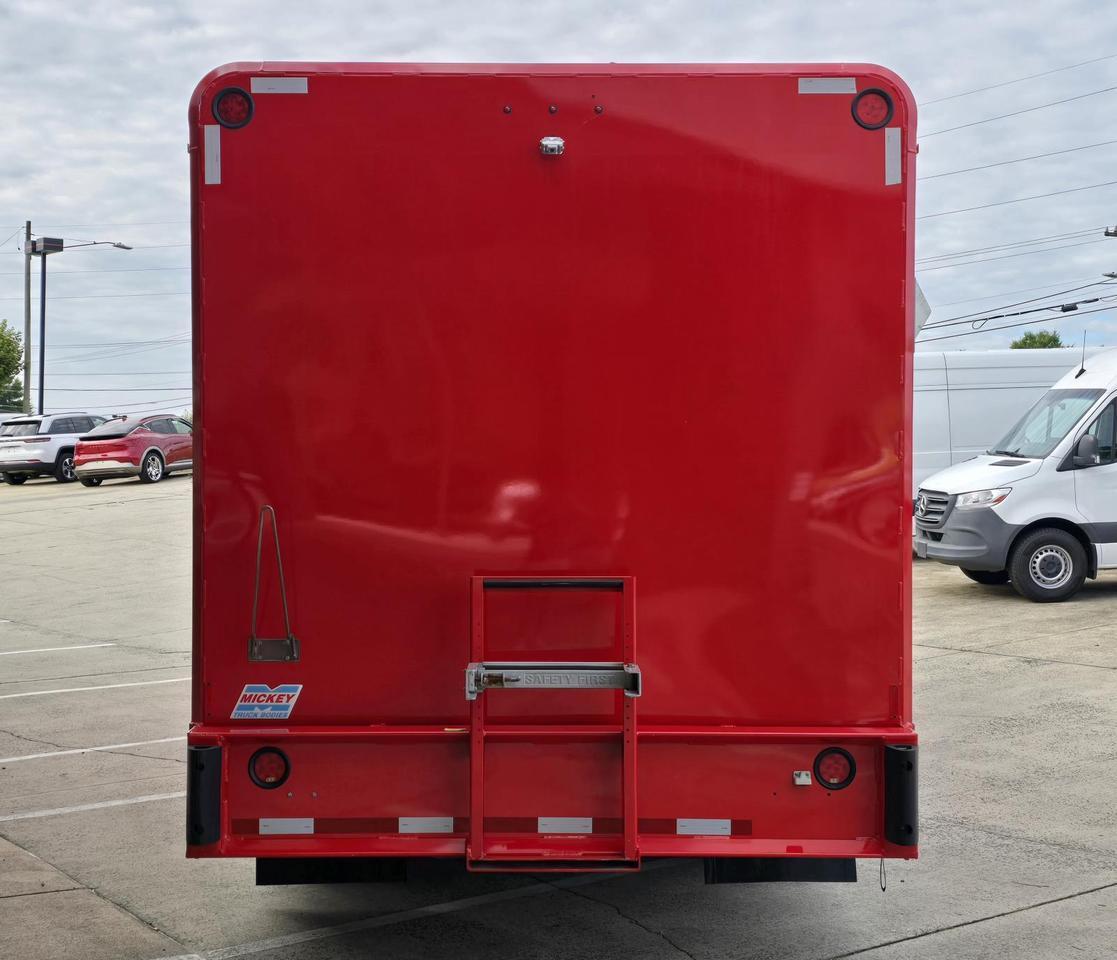 2021 Ford F-650 10 Bay Beverage Box Truck Concord NC