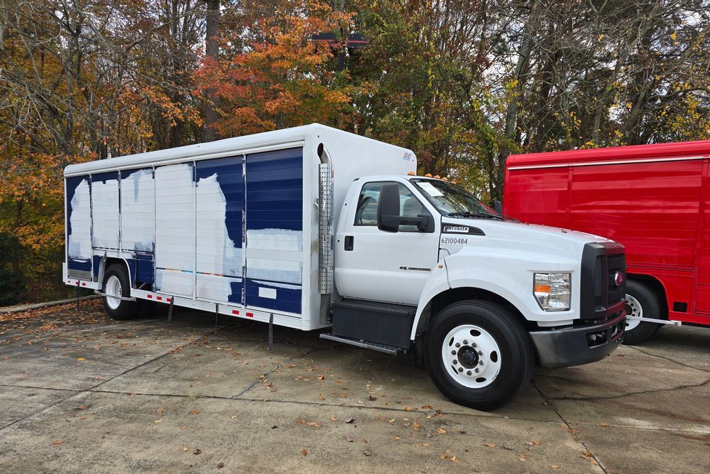 2021 Ford F-650SD Base 10 Bay Beverage Box Truck Concord NC