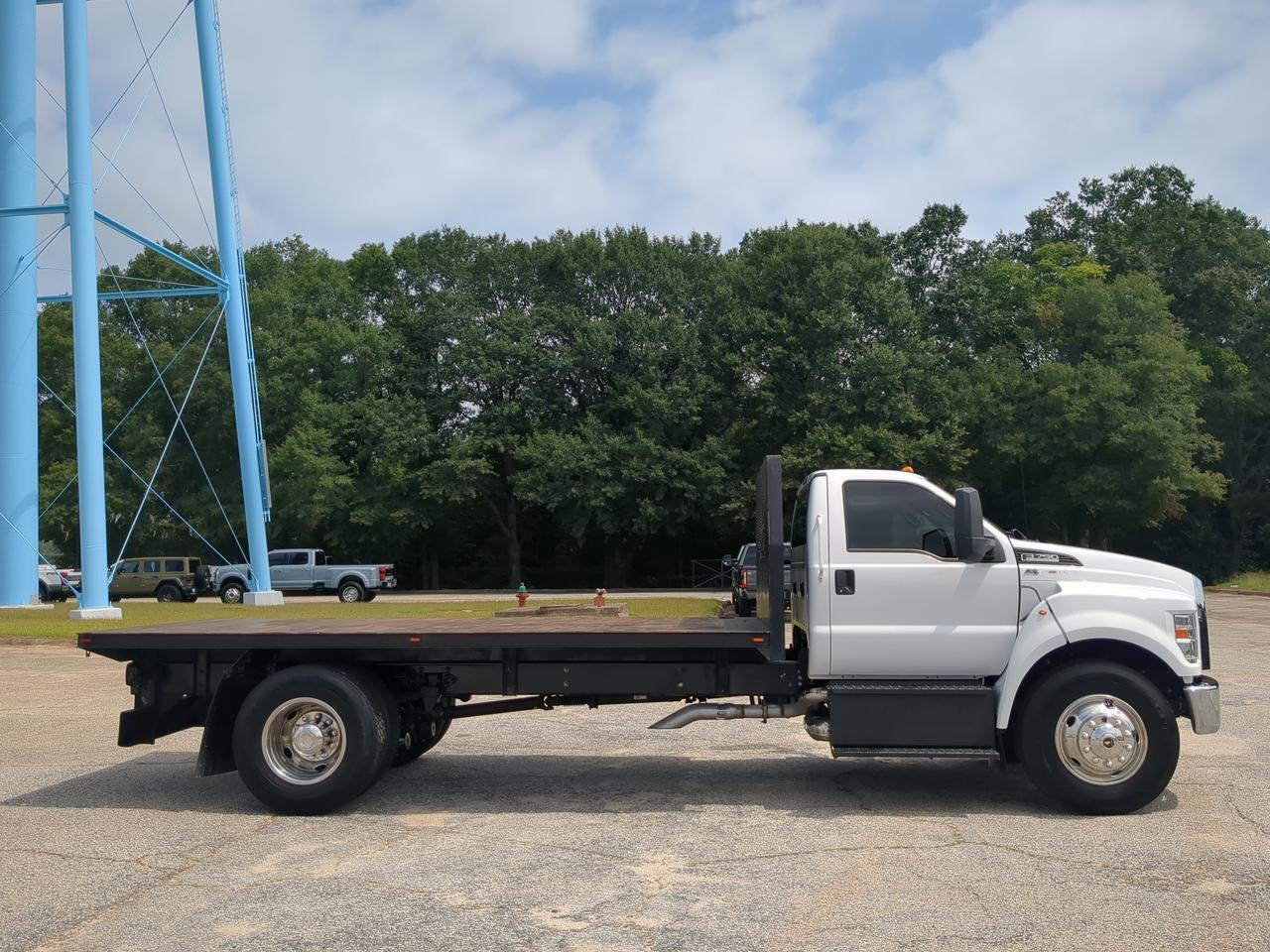 2021 Ford F-750
