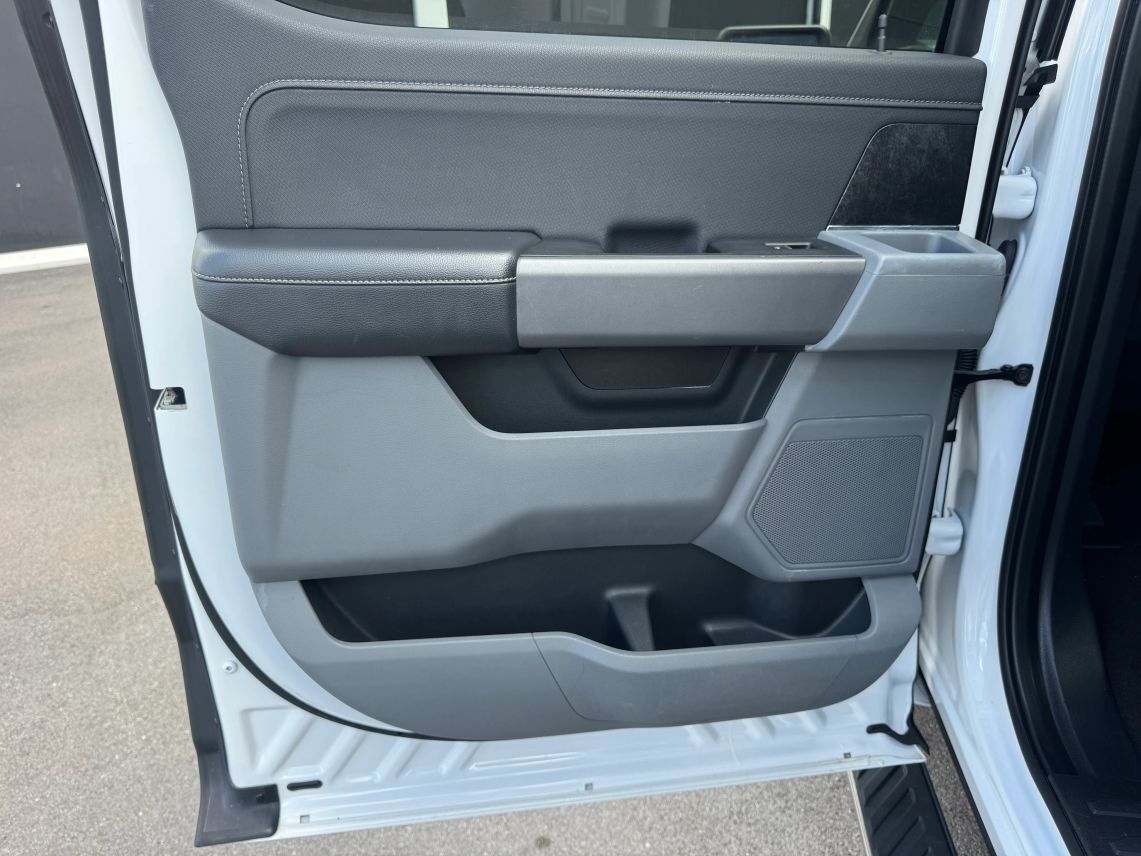2021 Ford F150 SuperCrew Cab XLT Pickup 4D 5 1/2 ft