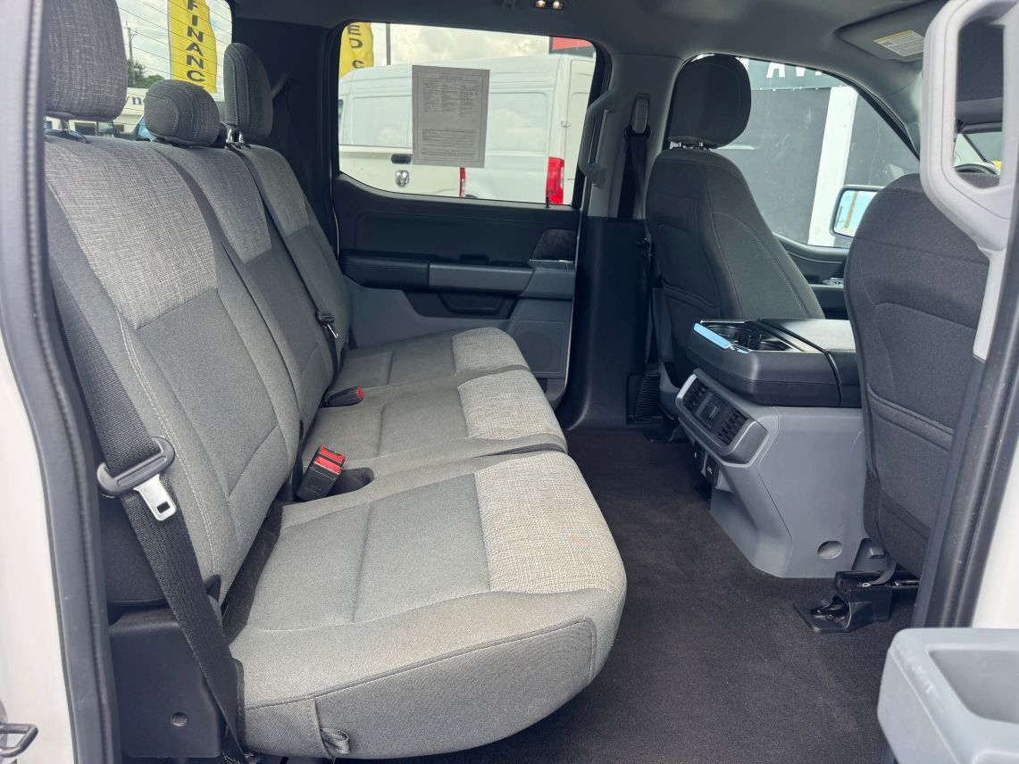 2021 Ford F150 SuperCrew Cab XLT Pickup 4D 5 1/2 ft