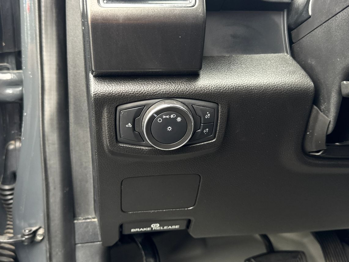 2021 Ford F250 Super Duty Crew Cab Lariat Pickup 4D 6 3/4 ft
