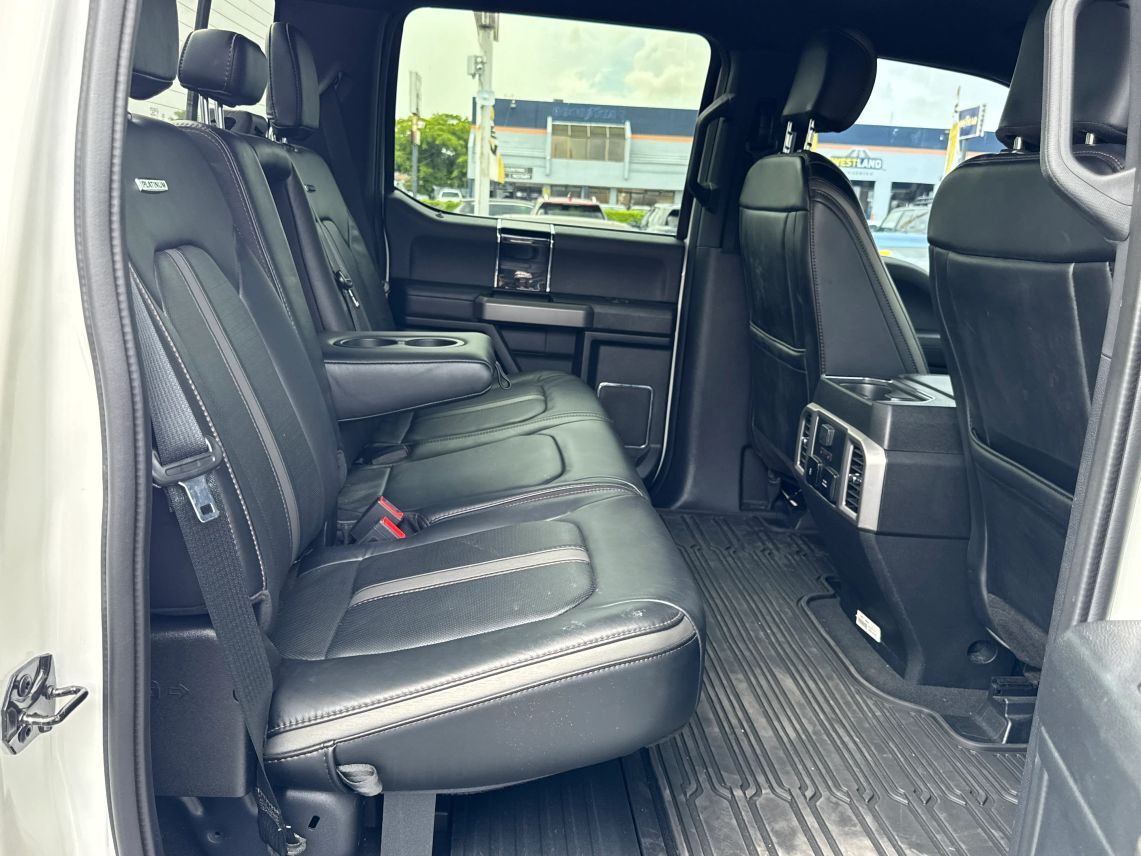 2021 Ford F250 Super Duty Crew Cab Platinum Pickup 4D 8 ft