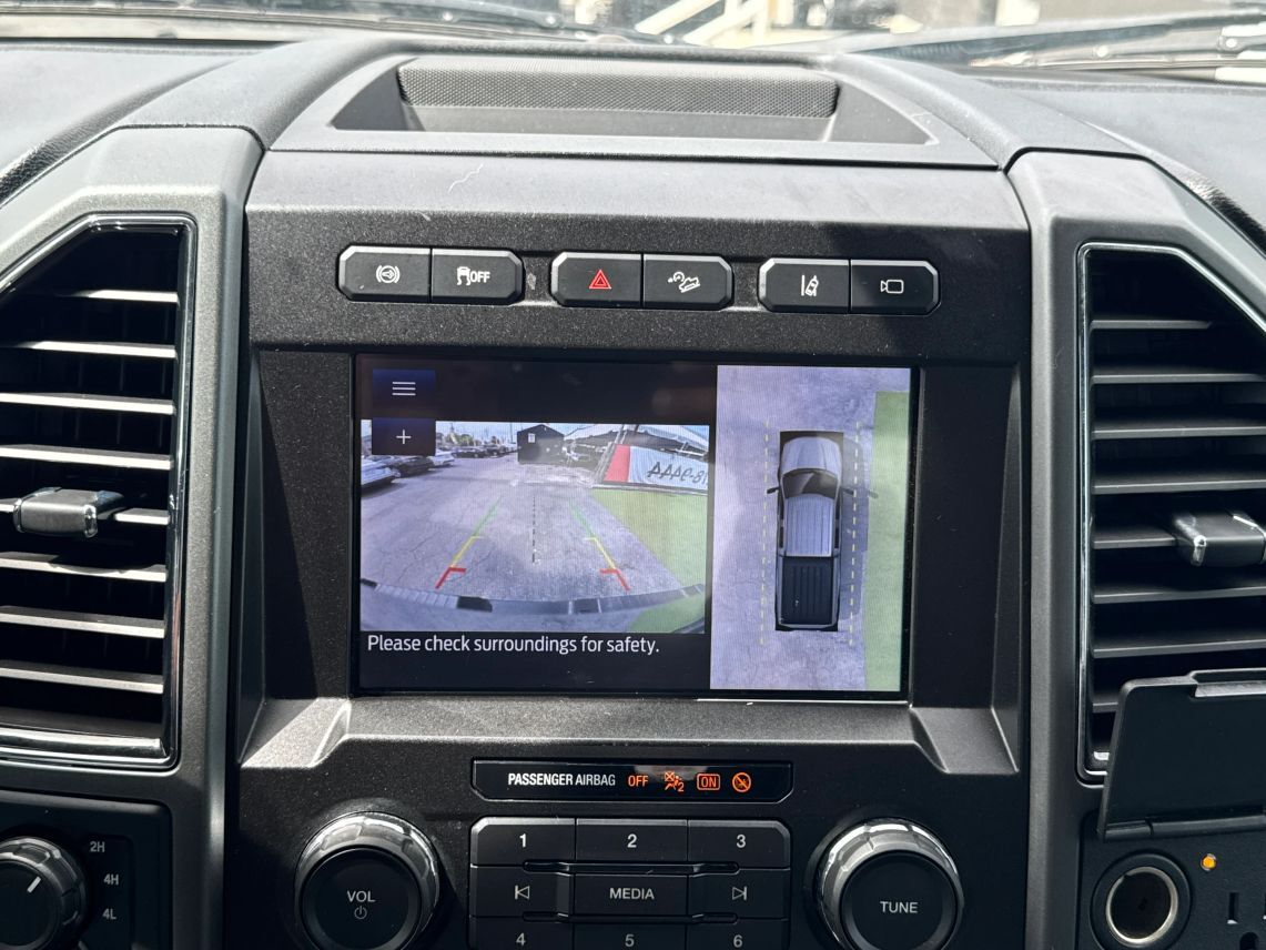 2021 Ford F250 Super Duty Crew Cab XLT Pickup 4D 6 3/4 ft
