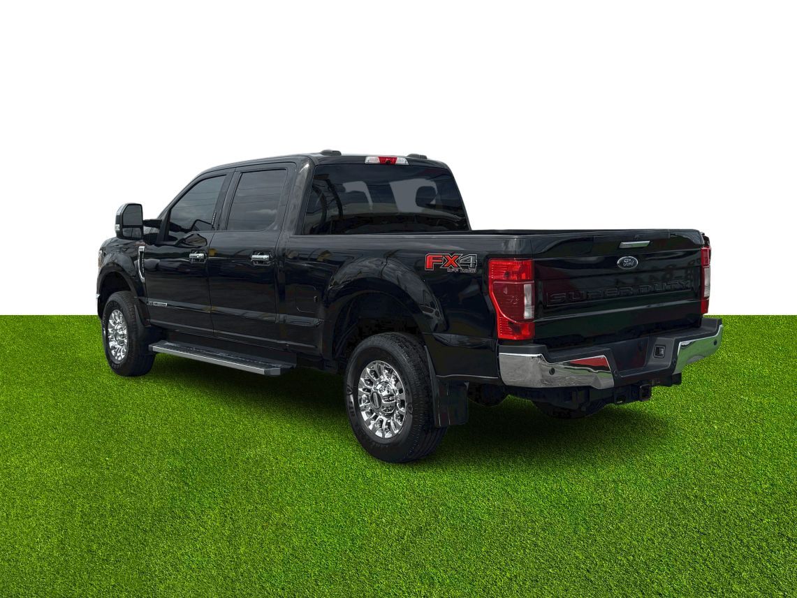 2021 Ford F250 Super Duty Crew Cab XLT Pickup 4D 6 3/4 ft