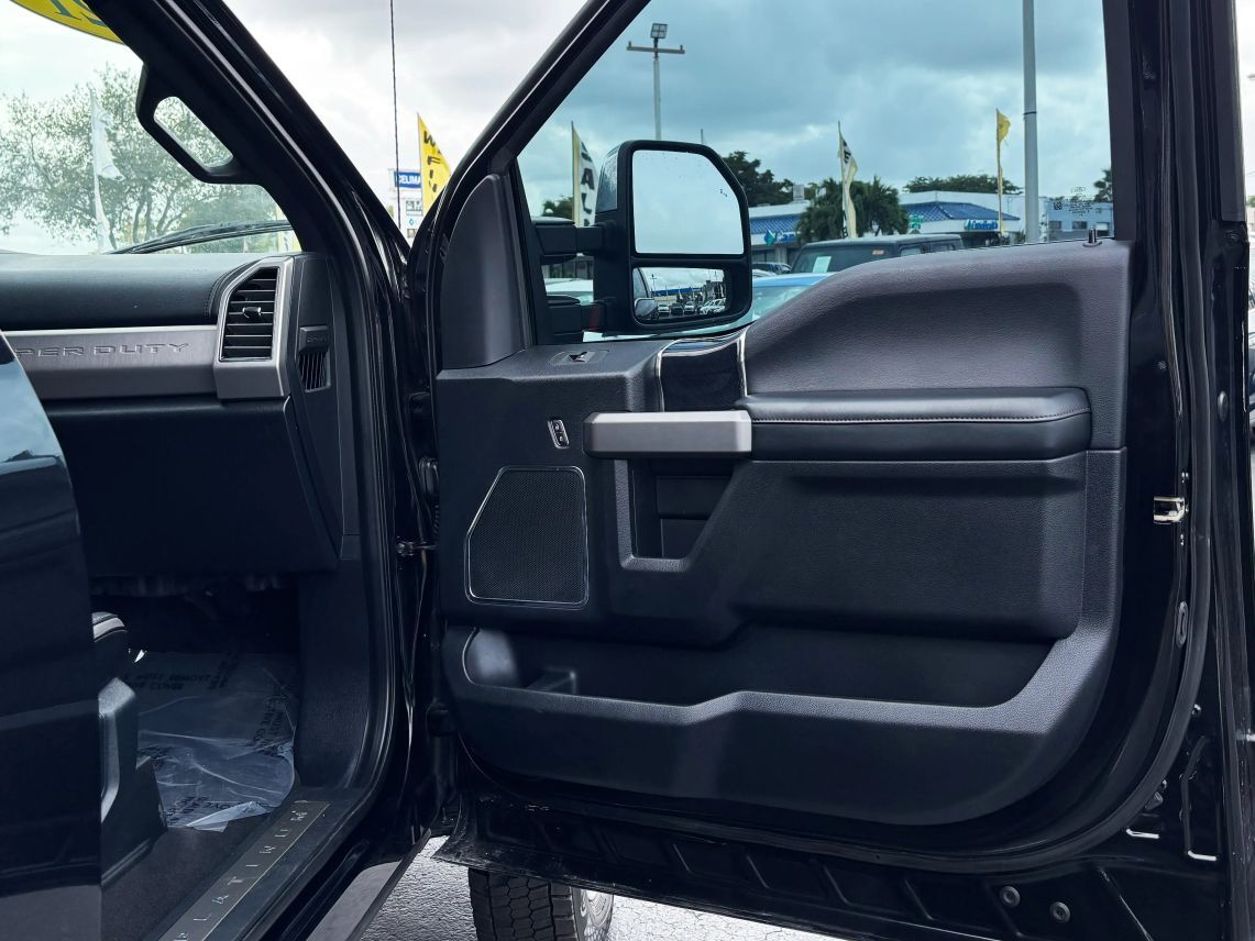 2021 Ford F450 Super Duty Crew Cab Platinum Pickup 4D 8 ft