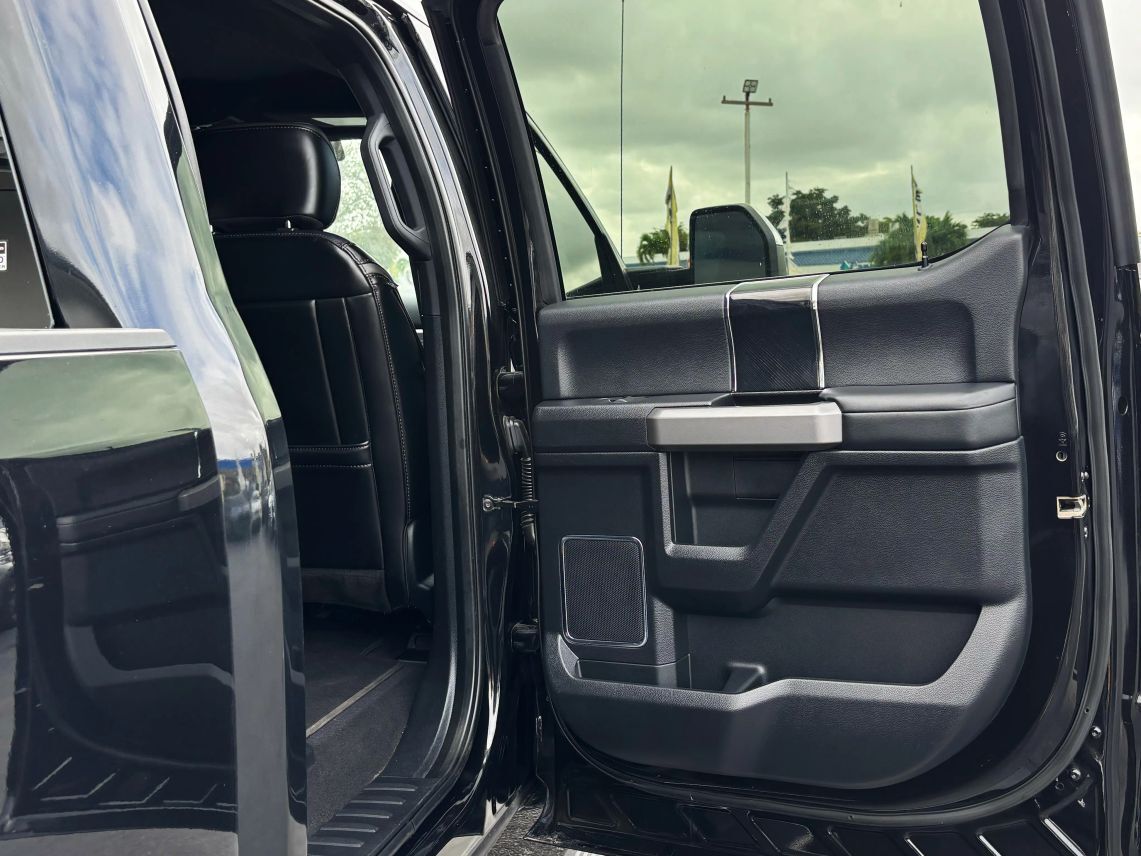 2021 Ford F450 Super Duty Crew Cab Platinum Pickup 4D 8 ft