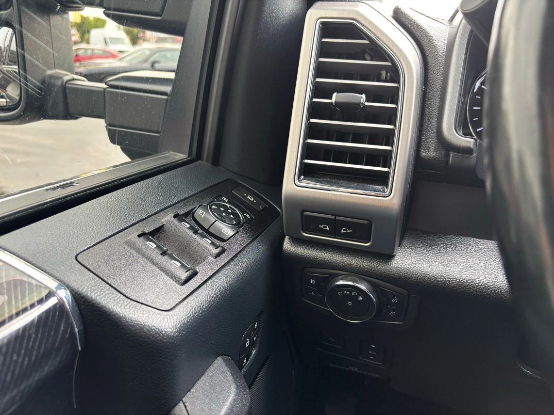 2021 Ford F450 Super Duty Crew Cab Platinum Pickup 4D 8 ft