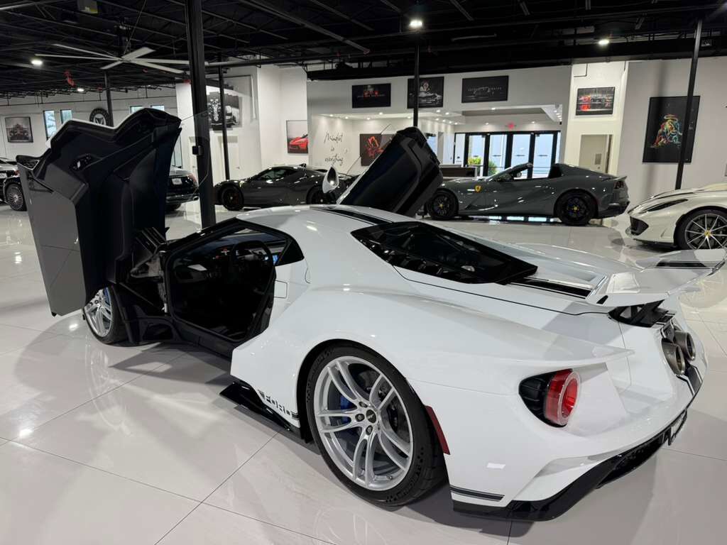 2021 Ford GT DELIVERY MILES! one-off livery,Frozen White paint, pays homage to GT40 GT/105, Lightspeed Package Fort Lauderdale FL