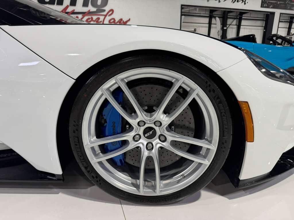 2021 Ford GT DELIVERY MILES! one-off livery,Frozen White paint, pays homage to GT40 GT/105, Lightspeed Package Fort Lauderdale FL