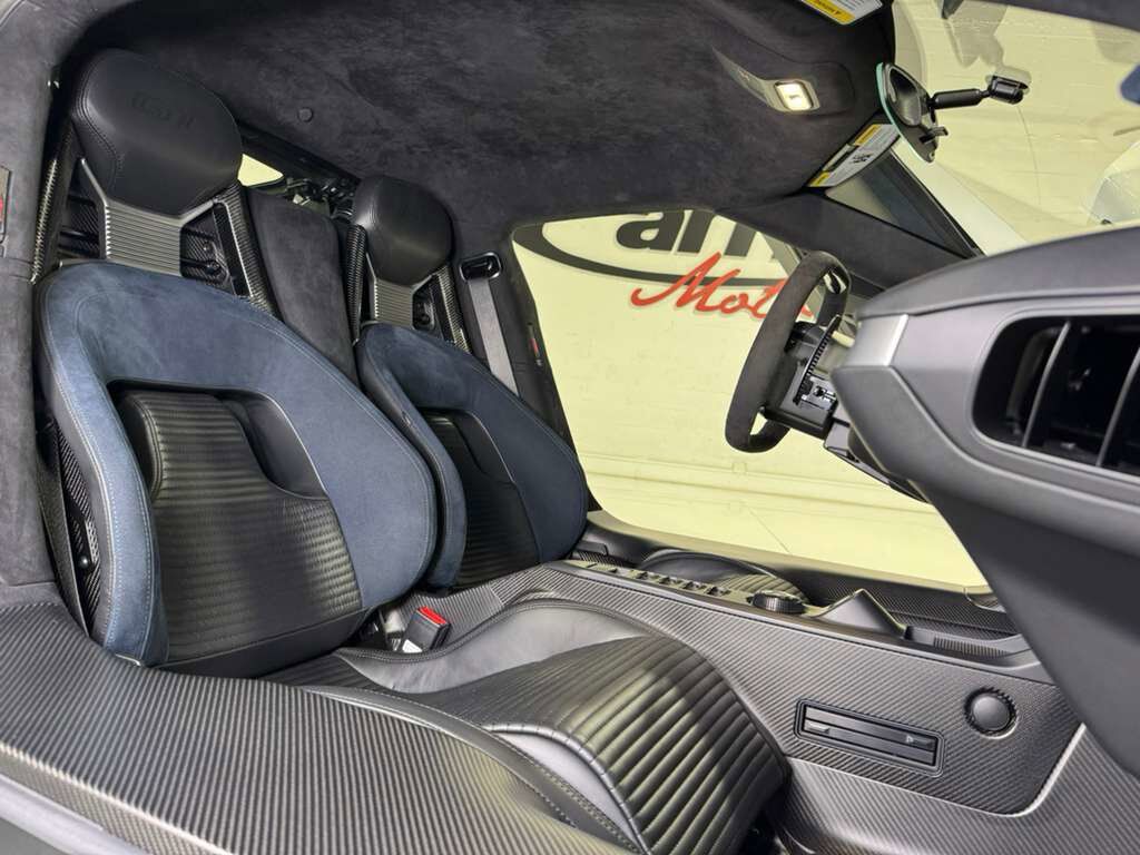 2021 Ford GT DELIVERY MILES! one-off livery,Frozen White paint, pays homage to GT40 GT/105, Lightspeed Package Fort Lauderdale FL